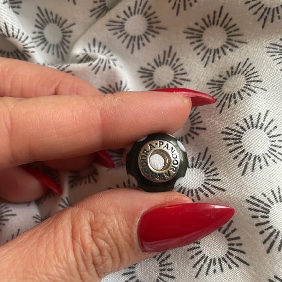 Pandora White Flowers For You Murano Glass Charm Retired and Rare piece - Picture 3 of 4